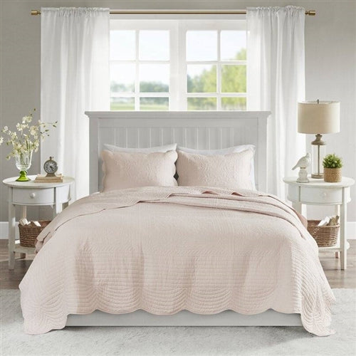 Full/Queen Size 3 Piece Reversible Scalloped Edges Microfiber Quilt Set in Blush